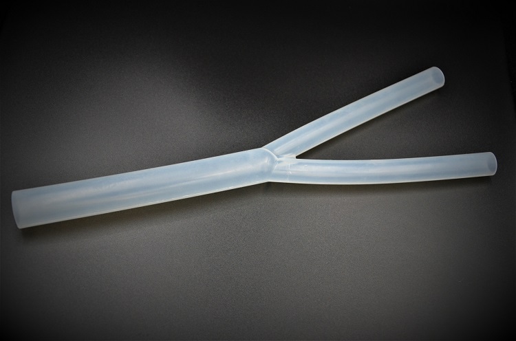 20医疗橡塑制品Medical rubber parts.JPG
