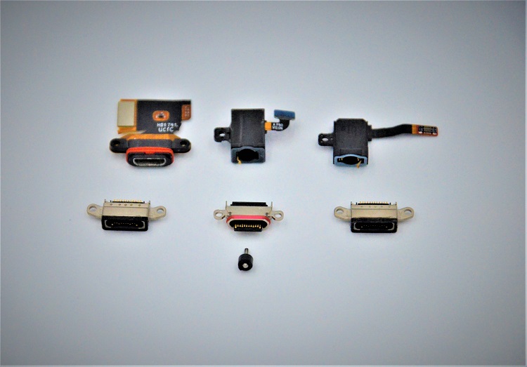 07电子包胶制品Electronic overmolding Rubber Parts.jpg